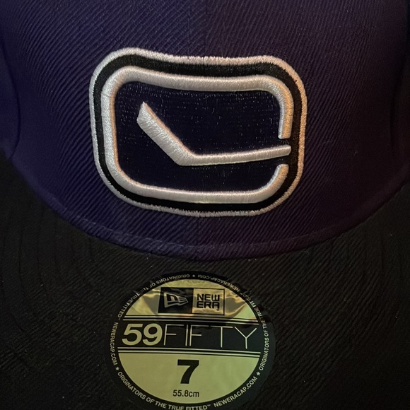 New Era Fitted Hat - Picture 2 of 4